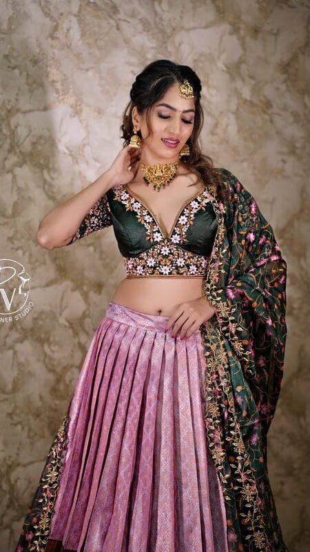 bridal-lehenga-pv-designer-studio