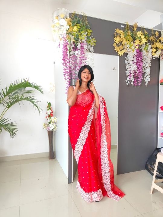 women-in-red-saree