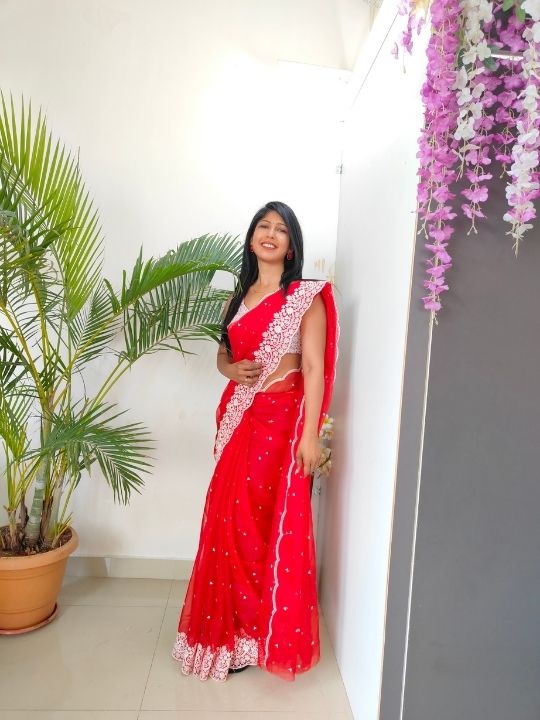 women-in-red-saree